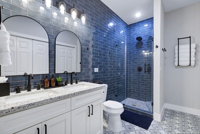 1917 W Huisache, San Antonio, TX 78201