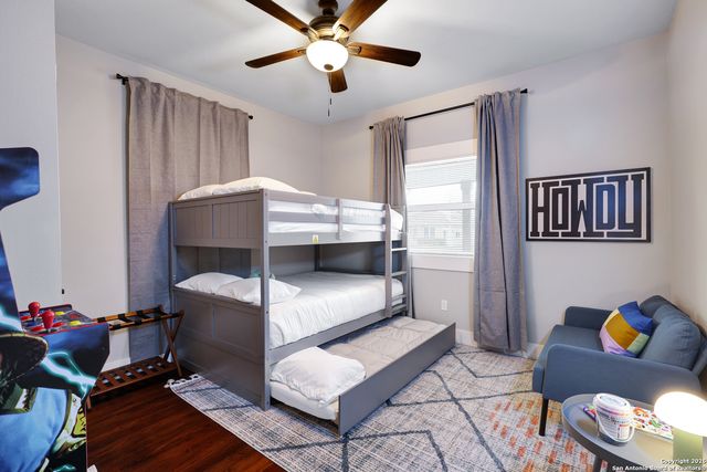 1917 W Huisache, San Antonio, TX 78201