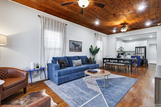 1917 W Huisache, San Antonio, TX 78201