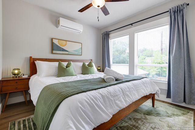 1917 W Huisache, San Antonio, TX 78201