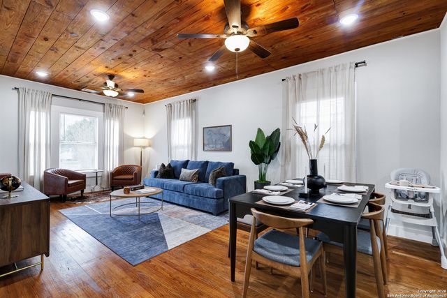 1917 W Huisache, San Antonio, TX 78201