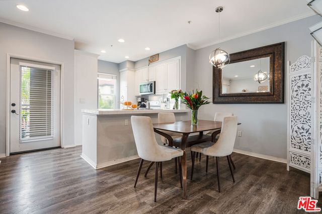 6020 Seabluff Drive 321, Playa Vista, CA 90094