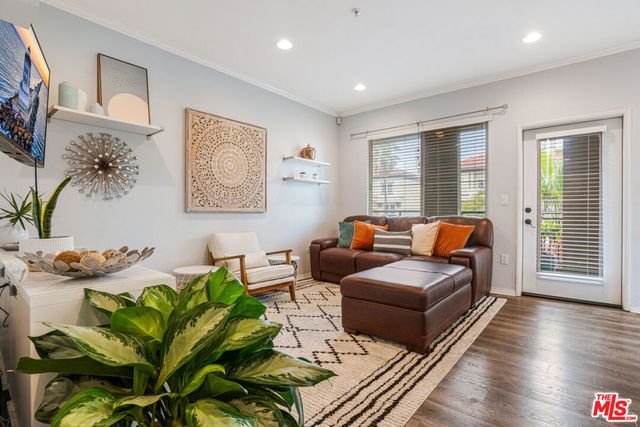 6020 Seabluff Drive 321, Playa Vista, CA 90094