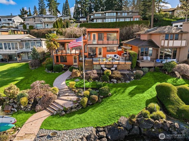 1621 10th Street W, Kirkland, WA 98033