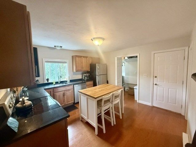 216 Pond Street 2, Braintree, MA 02184