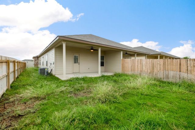 118 SAMUEL DR Unit B, Buda, TX 78610