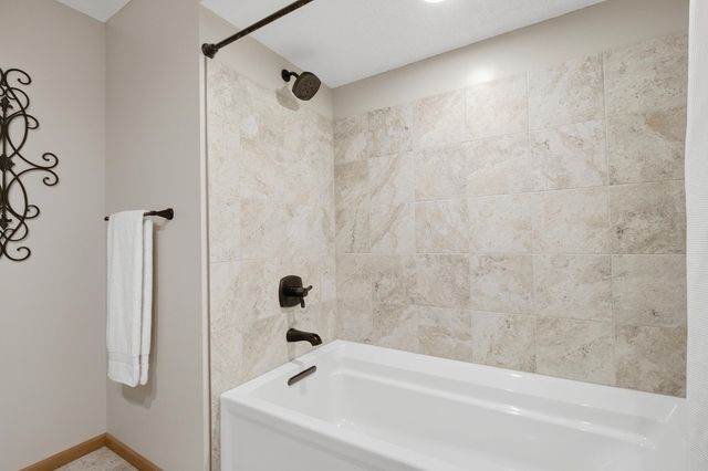 7135 167th Street E, Prior Lake, MN 55372
