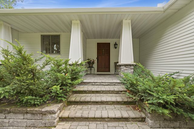 7135 167th Street E, Prior Lake, MN 55372