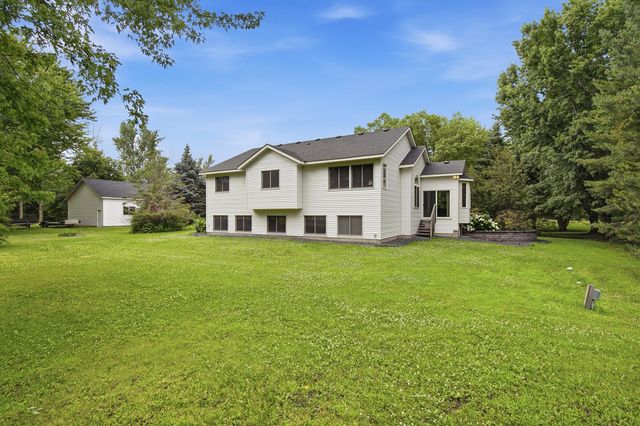 7135 167th Street E, Prior Lake, MN 55372