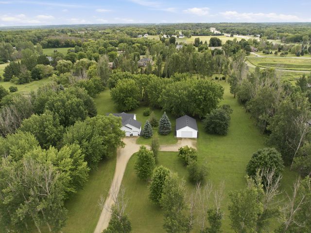 7135 167th Street E, Prior Lake, MN 55372