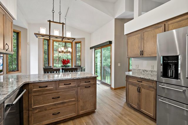 7135 167th Street E, Prior Lake, MN 55372