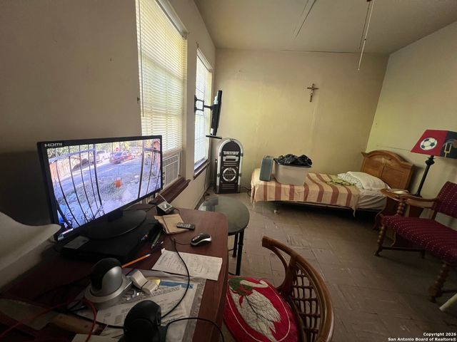 1338 Merida, San Antonio, TX 78207