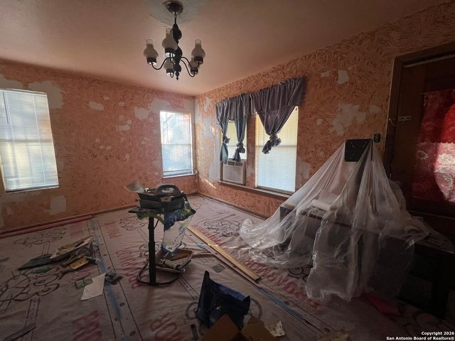 1338 Merida, San Antonio, TX 78207