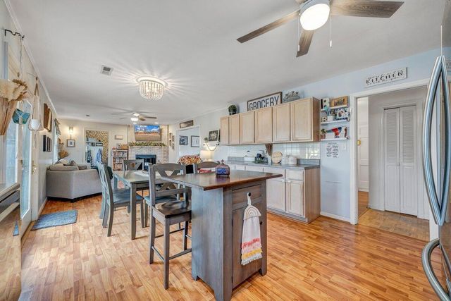 162 Ridgewood DR, Troutville, VA 24175