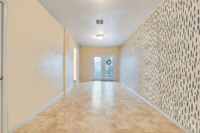 162 Ridgewood DR, Troutville, VA 24175