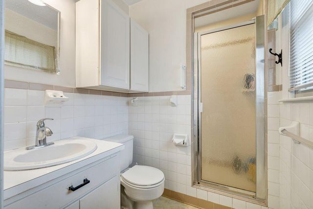 162 Ridgewood DR, Troutville, VA 24175