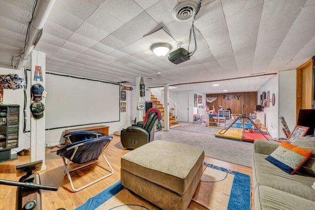 162 Ridgewood DR, Troutville, VA 24175