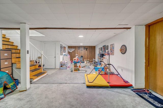 162 Ridgewood DR, Troutville, VA 24175