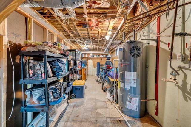 162 Ridgewood DR, Troutville, VA 24175