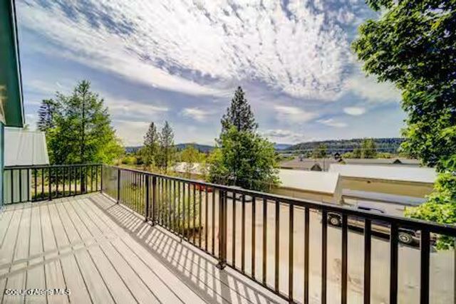 1012 N D ST, Coeur D'alene, ID 83814
