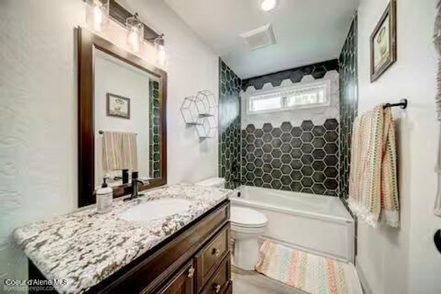 1012 N D ST, Coeur D'alene, ID 83814