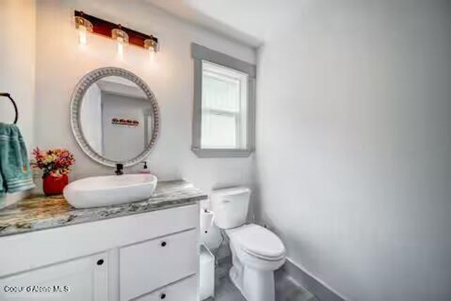 1012 N D ST, Coeur D'alene, ID 83814
