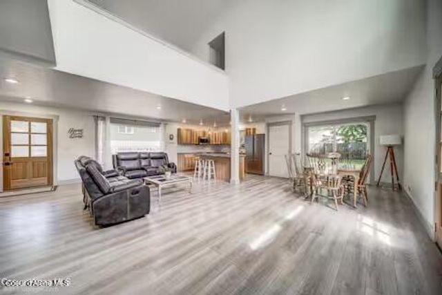 1012 N D ST, Coeur D'alene, ID 83814