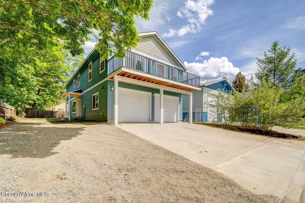 1012 N D ST, Coeur D'alene, ID 83814