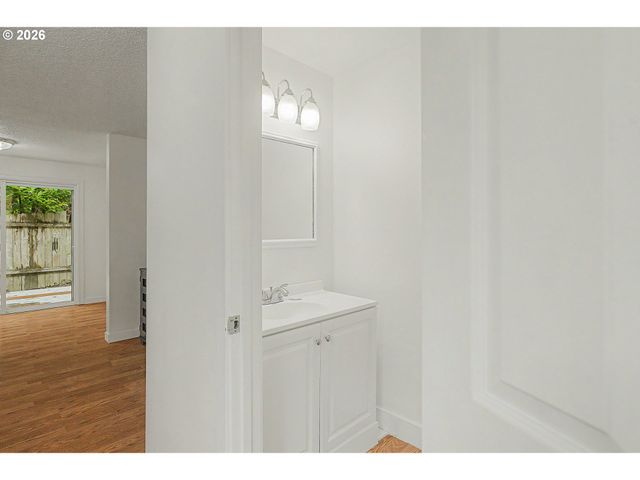 1616 VILLAGE PARK Pl, West Linn, OR 97068