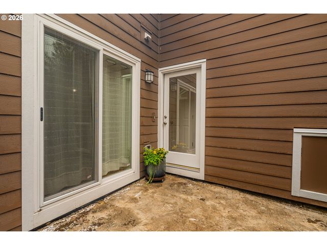 1616 VILLAGE PARK Pl, West Linn, OR 97068