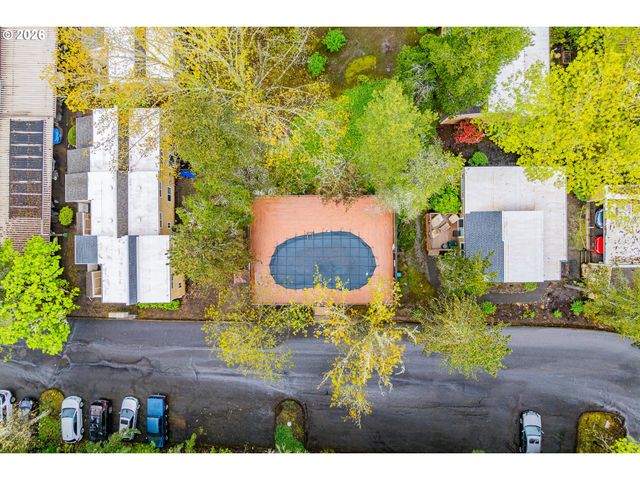 1616 VILLAGE PARK Pl, West Linn, OR 97068