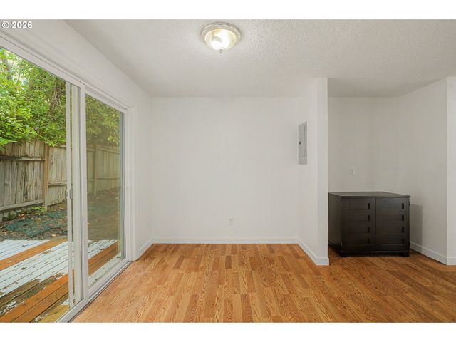 1616 VILLAGE PARK Pl, West Linn, OR 97068