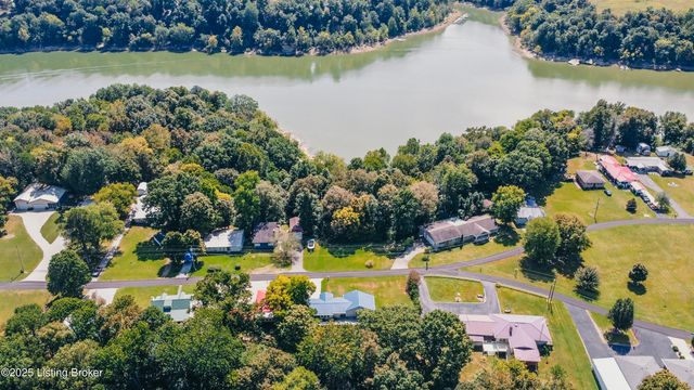 2843 Cannons Point Ln, Mcdaniels, KY 40152