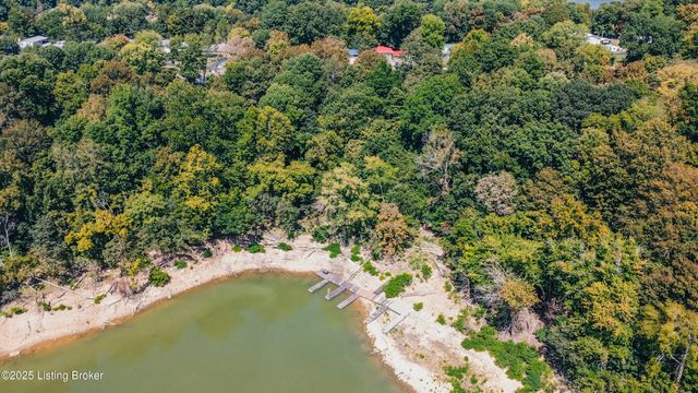 2843 Cannons Point Ln, Mcdaniels, KY 40152