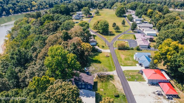 2843 Cannons Point Ln, Mcdaniels, KY 40152