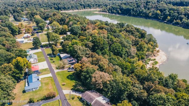 2843 Cannons Point Ln, Mcdaniels, KY 40152