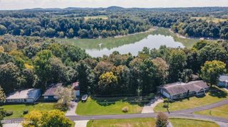 2843 Cannons Point Ln, Mcdaniels, KY 40152