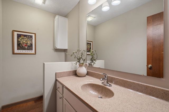 1120 Terrace Park Dr Drive, Bettendorf, IA 52722