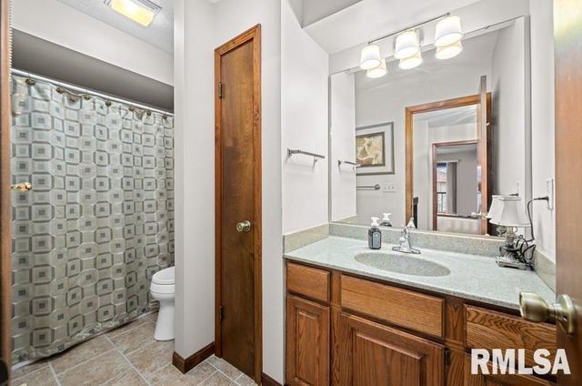 1120 Terrace Park Dr Drive, Bettendorf, IA 52722