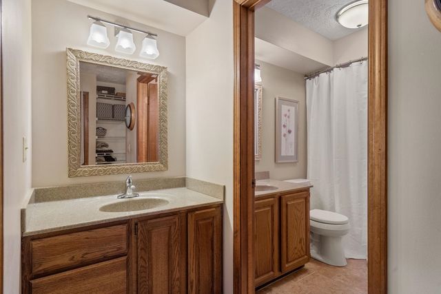 1120 Terrace Park Dr Drive, Bettendorf, IA 52722