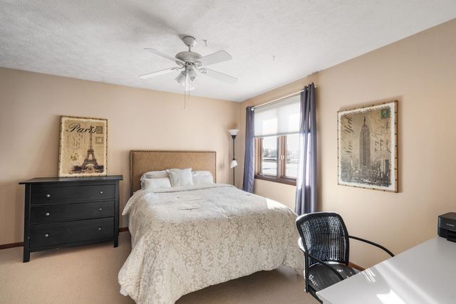 1120 Terrace Park Dr Drive, Bettendorf, IA 52722