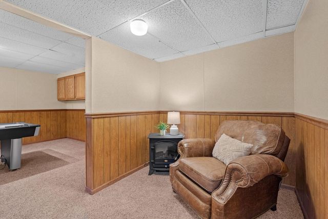 1120 Terrace Park Dr Drive, Bettendorf, IA 52722