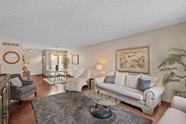 1120 Terrace Park Dr Drive, Bettendorf, IA 52722