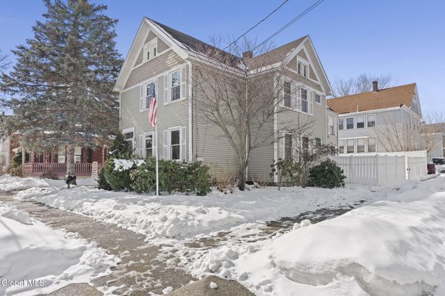 221 N 3rd Avenue, Mechanicville, NY 12118