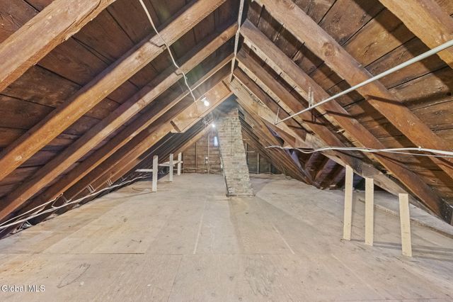 221 N 3rd Avenue, Mechanicville, NY 12118