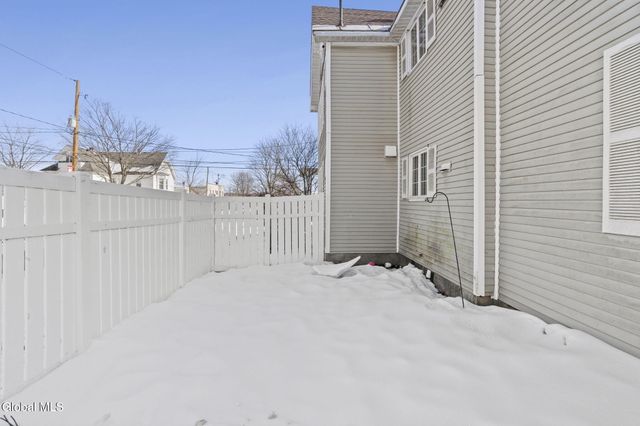 221 N 3rd Avenue, Mechanicville, NY 12118