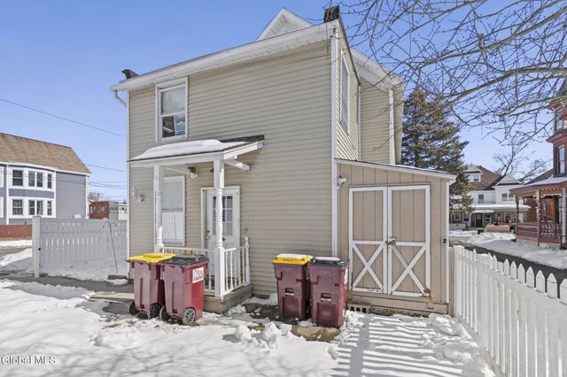 221 N 3rd Avenue, Mechanicville, NY 12118