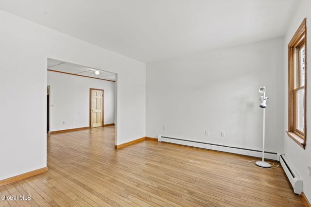 221 N 3rd Avenue, Mechanicville, NY 12118