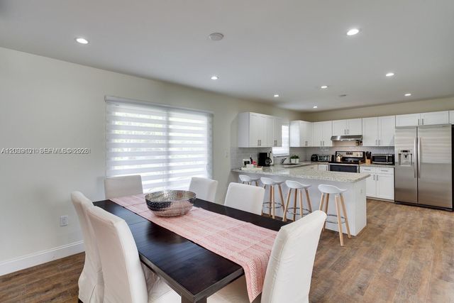 6260 SW 58th Place, South Miami, FL 33143
