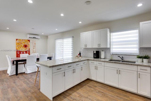 6260 SW 58th Place, South Miami, FL 33143